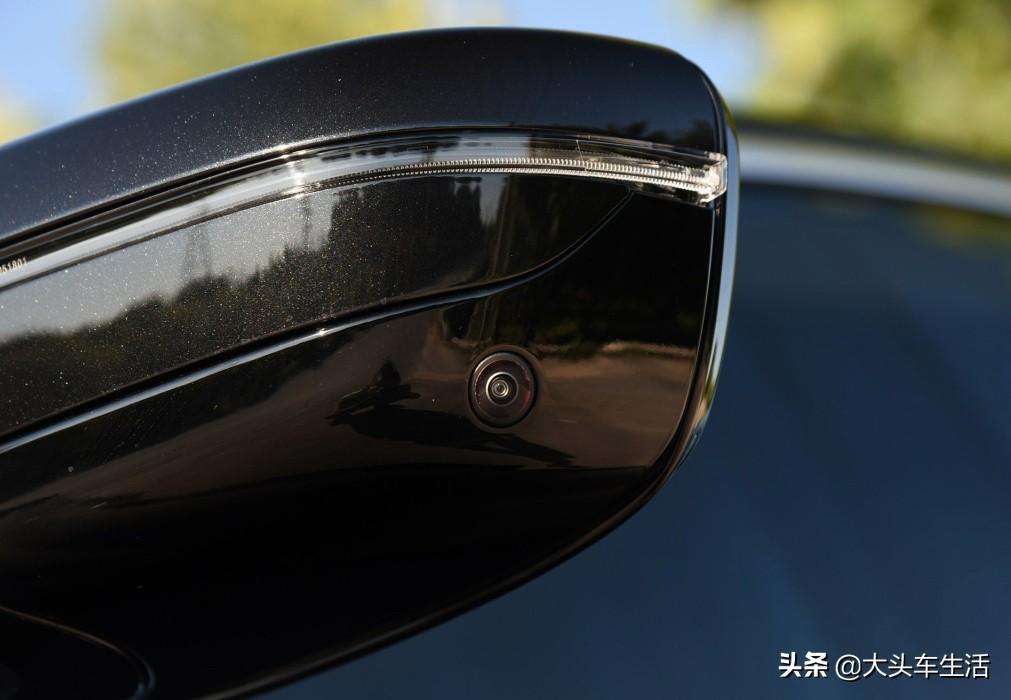 宝马18款530M运动套装，驾驭变化，自信启航未来