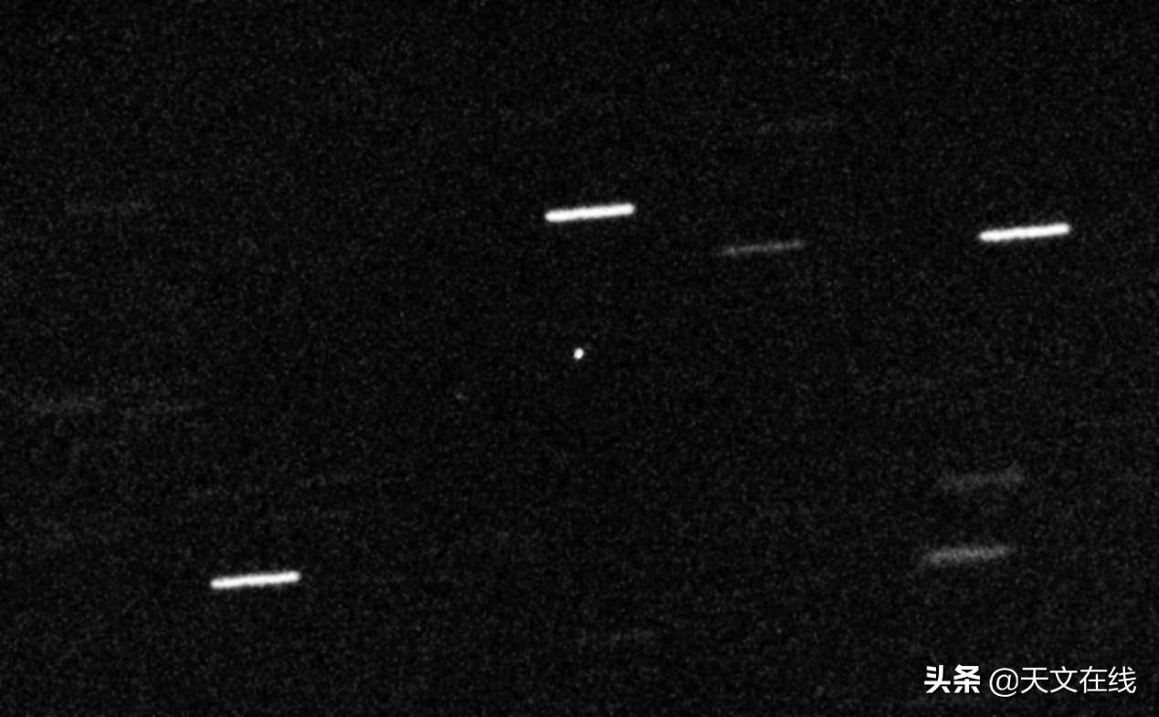 罕见天文奇观，广州天文爱好者拍下6万年一遇的彗星璀璨夜空照人心魄