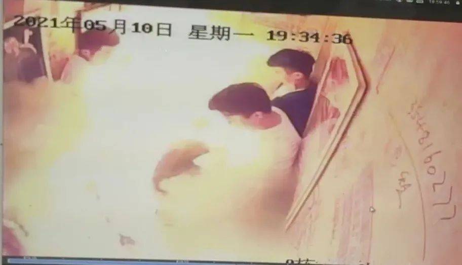 电梯历险后的重生之旅，寻找内心平静与生命奇迹的旅程
