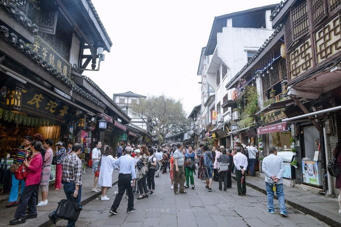 证监会，依法规范重要主体市场活动——探访独特小店的监管与市场活动纪实