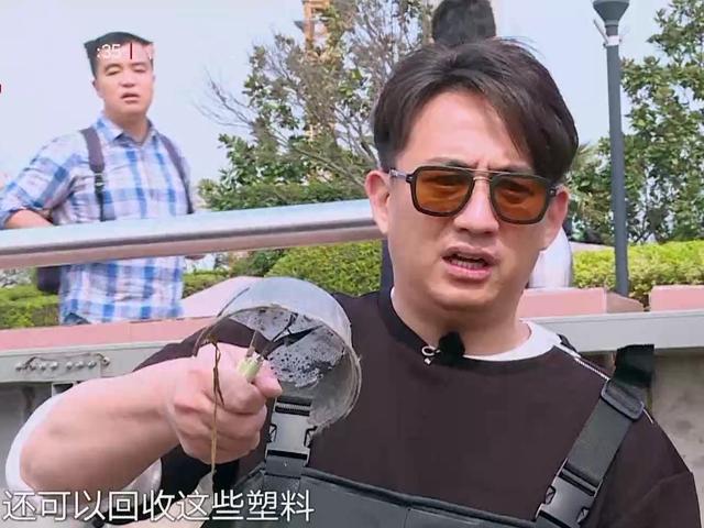 黄磊，探索最新高科技产品的神奇之旅——娱乐他人的美好价值