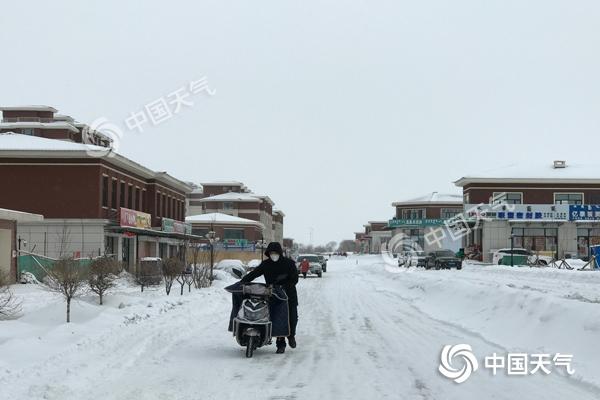 寒潮级降温来袭，局地降温幅度超14℃——气候挑战下的时代考验