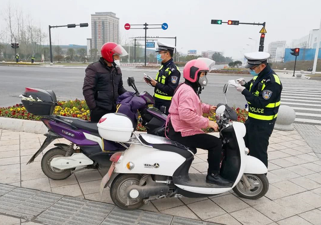 最新电瓶车，奇妙日常的驾驶体验