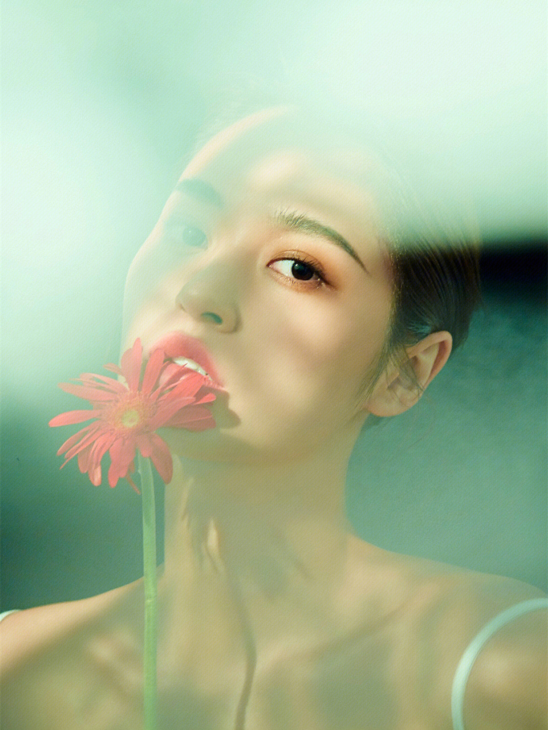 最新热门绝美写真大放送，魅力无法抗拒，美到犯规！