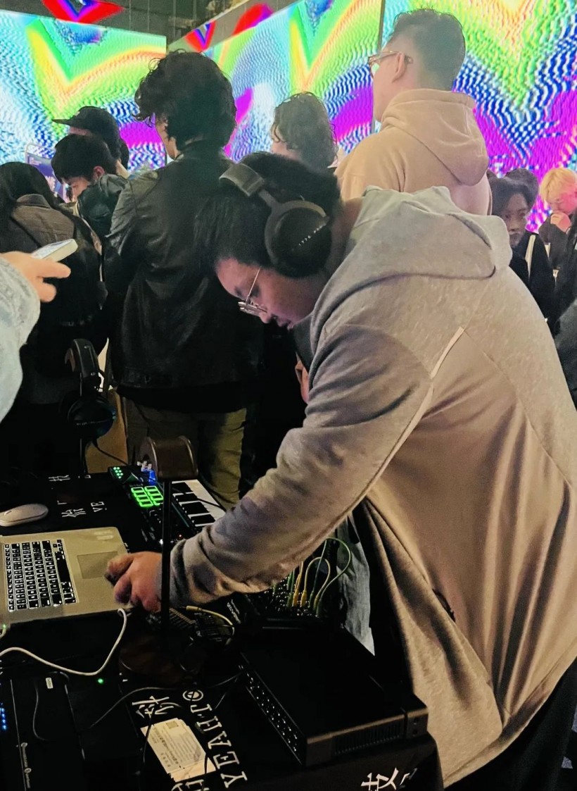 全新高科技音乐产品引领潮流，掀起音乐革命，未来音乐趋势重磅来袭！