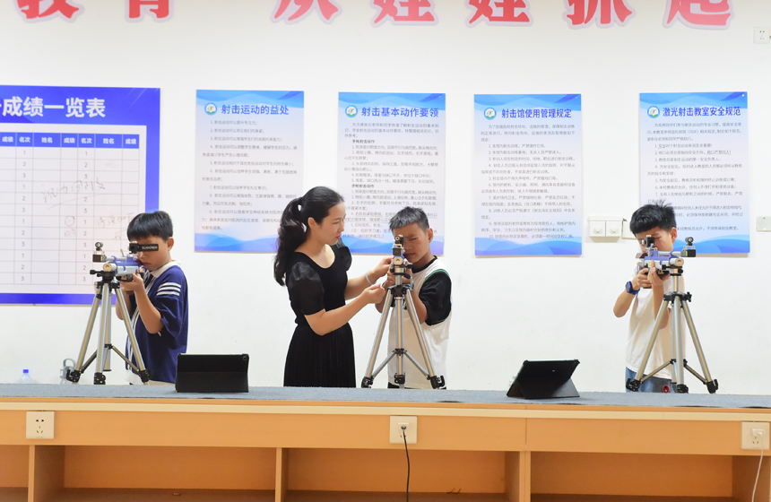 小小枪王最新攻略，技能学习及任务完成指南
