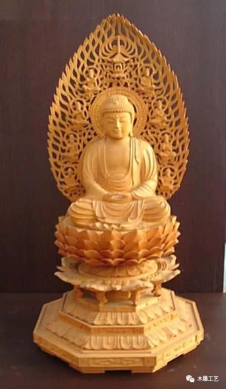 科技与艺术的完美融合，最新木雕图片大全展示