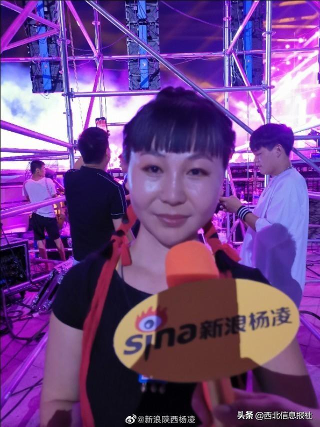 最新捐赠图书通知——科技之光引领智慧之旅，开启知识海洋的探索之行