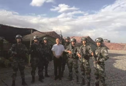 退役士兵，时代荣光与未来呼唤的交响乐章