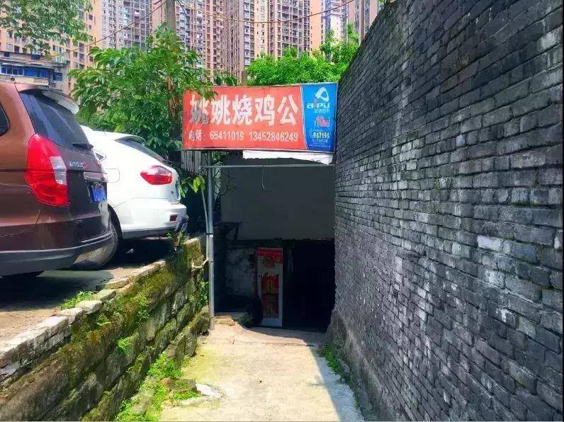 广东小巷中的隐藏美味，美食之旅胜过暴力传闻